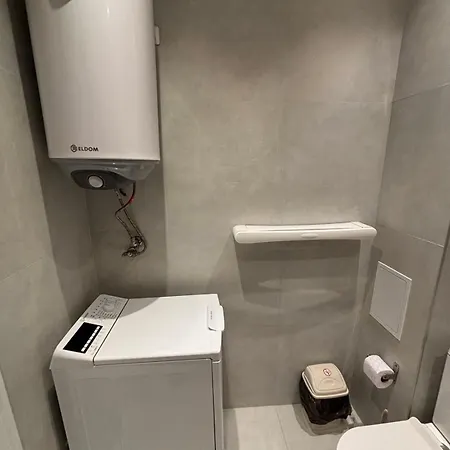 Cozy Near The Apartman